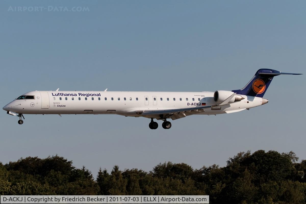 D-ACKJ, 2006 Bombardier CRJ-900LR (CL-600-2D24) C/N 15089, on final RW06