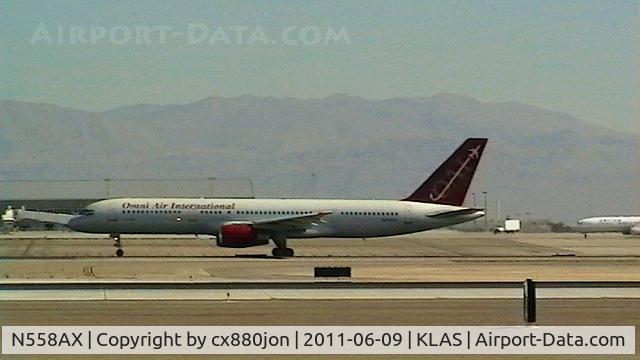 N558AX, 1995 Boeing 757-23N C/N 27971, N558AX on takeoff roll