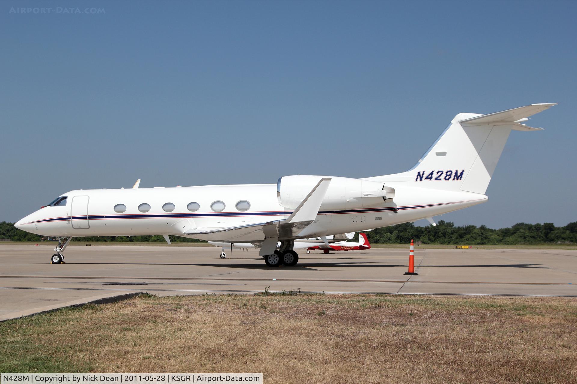 N428M, 1999 Gulfstream Aerospace G-IV C/N 1382, KSGR/SGR