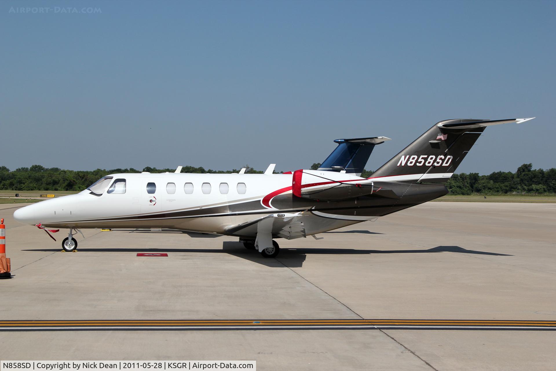 N858SD, Cessna 525A CitationJet CJ2+ C/N 525A0475, KSGR/SGR