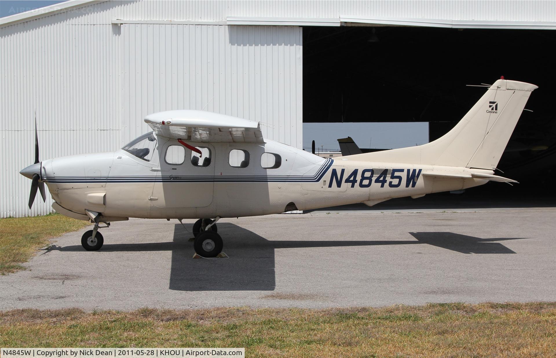 N4845W, 1980 Cessna P210N Pressurised Centurion C/N P21000628, KHOU/HOU