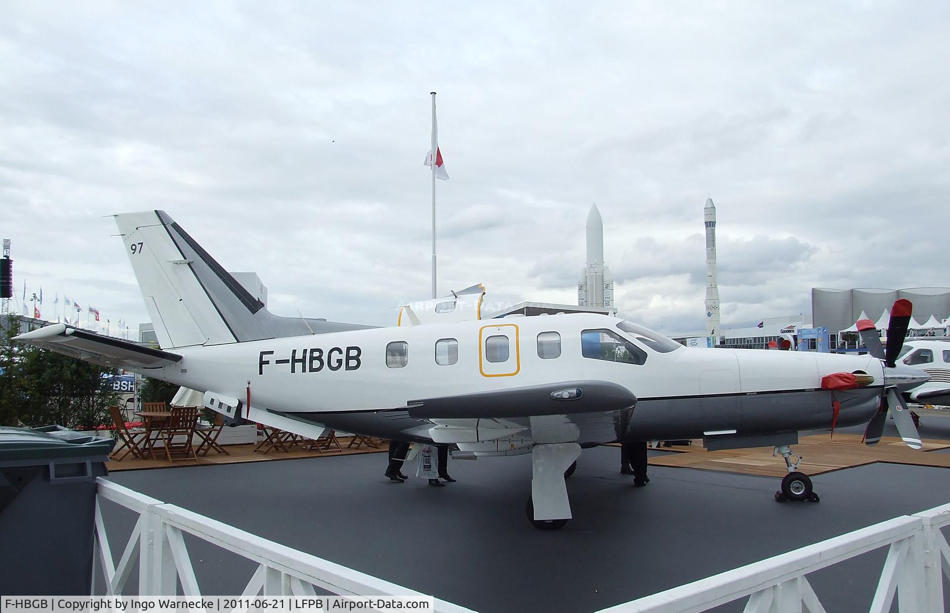 F-HBGB, 2001 Socata TBM-700 C/N 185, SOCATA TBM-700 at the Aerosalon 2011, Paris