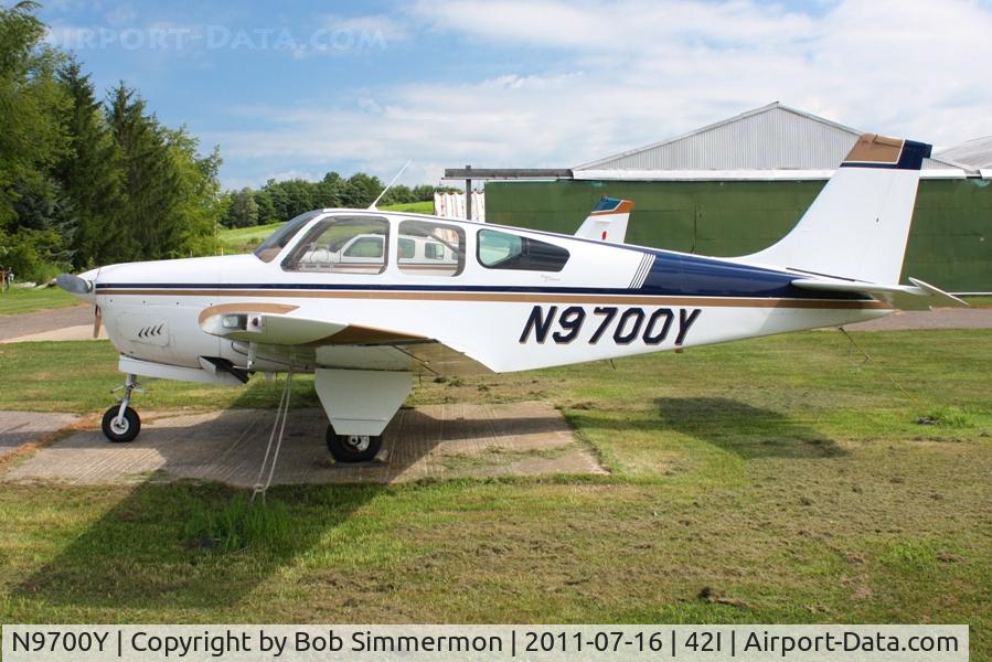 N9700Y, 1963 Beech 35-B33 Debonair C/N CD-680, Tied down at Parr field.