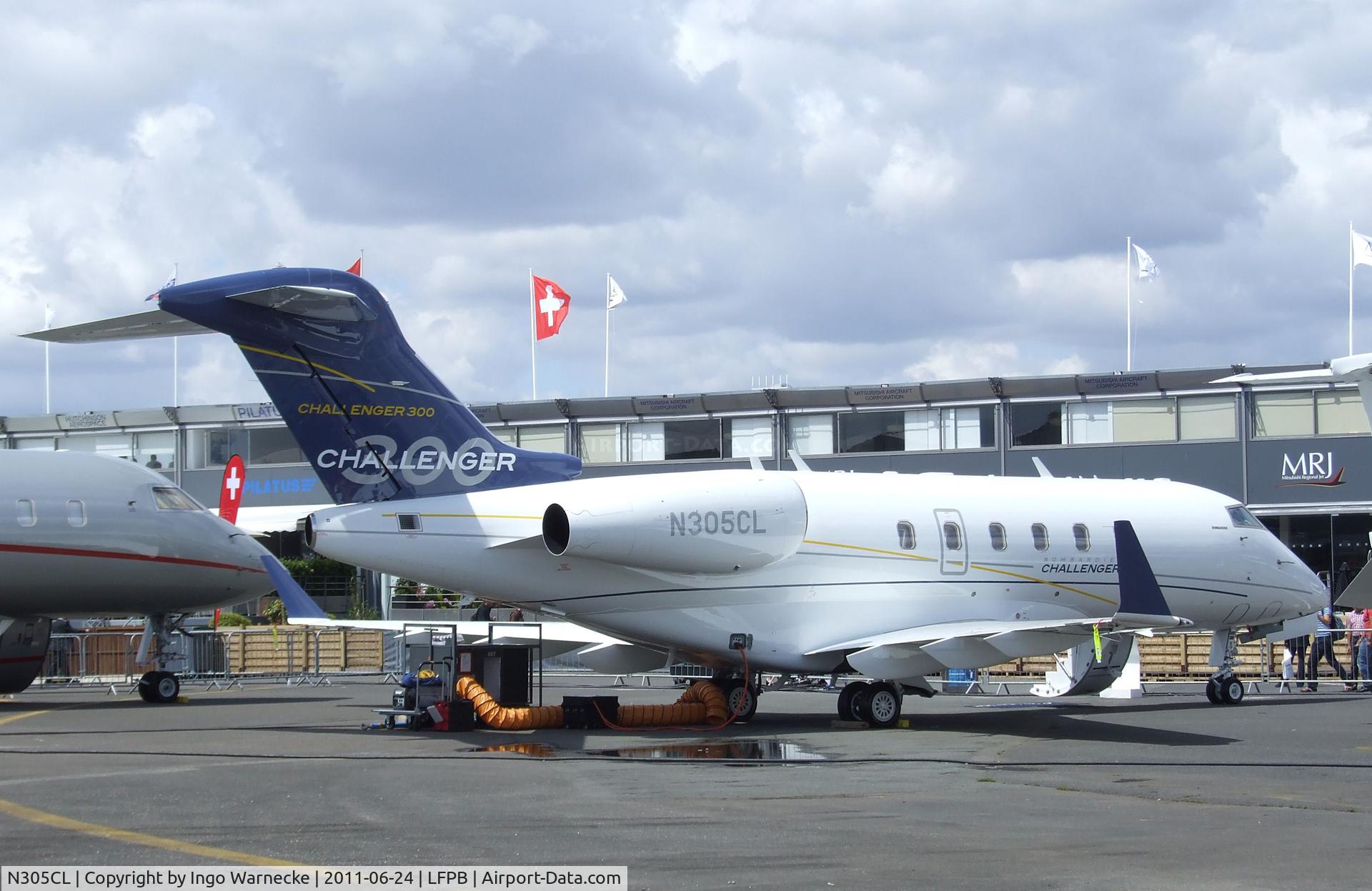 N305CL, Bombardier Challenger 300 (BD-100-1A10) C/N 20305, Bombardier BD-100-1A10 Challenger 300 at the Aerosalon 2011, Paris