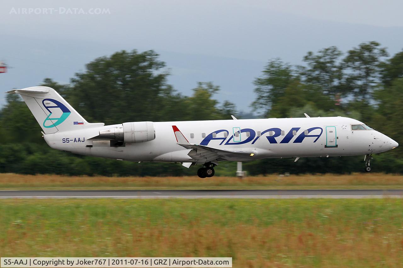 S5-AAJ, 2004 Bombardier CRJ-200ER (CL-600-2B19) C/N 8010, Adria Airways