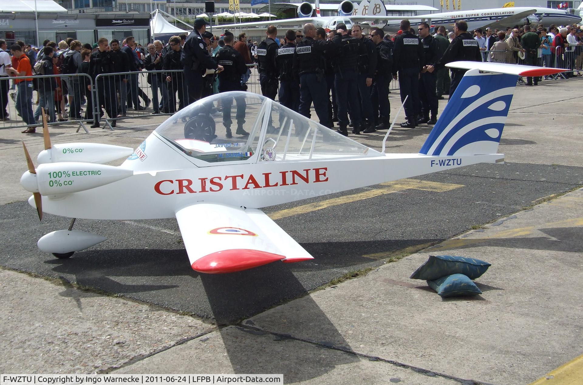F-WZTU, Colomban MC-15 Cri-Cri (Cricket) C/N 027, Colomban MC.15E CriCri powered by two electric motors at the Aerosalon 2011, Paris