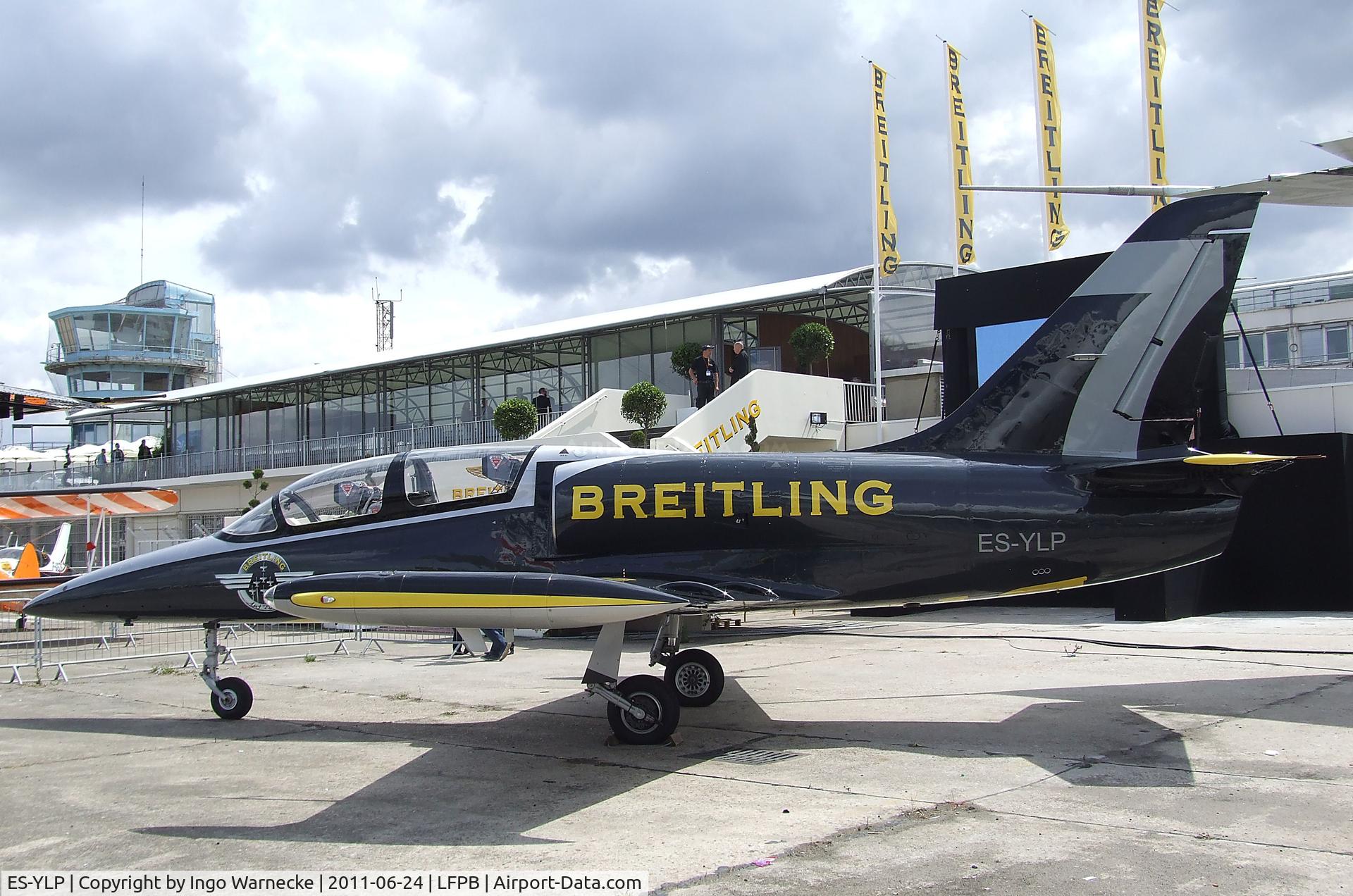 ES-YLP, Aero L-39 Albatros C/N 533620, Aero L-39 Albatros at the Aerosalon 2011, Paris