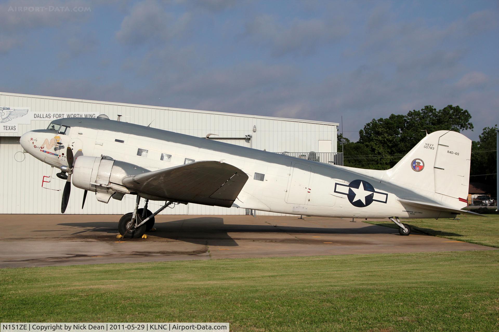 N151ZE, 1944 Douglas DC-3 C/N 50783, KLNC/LNC