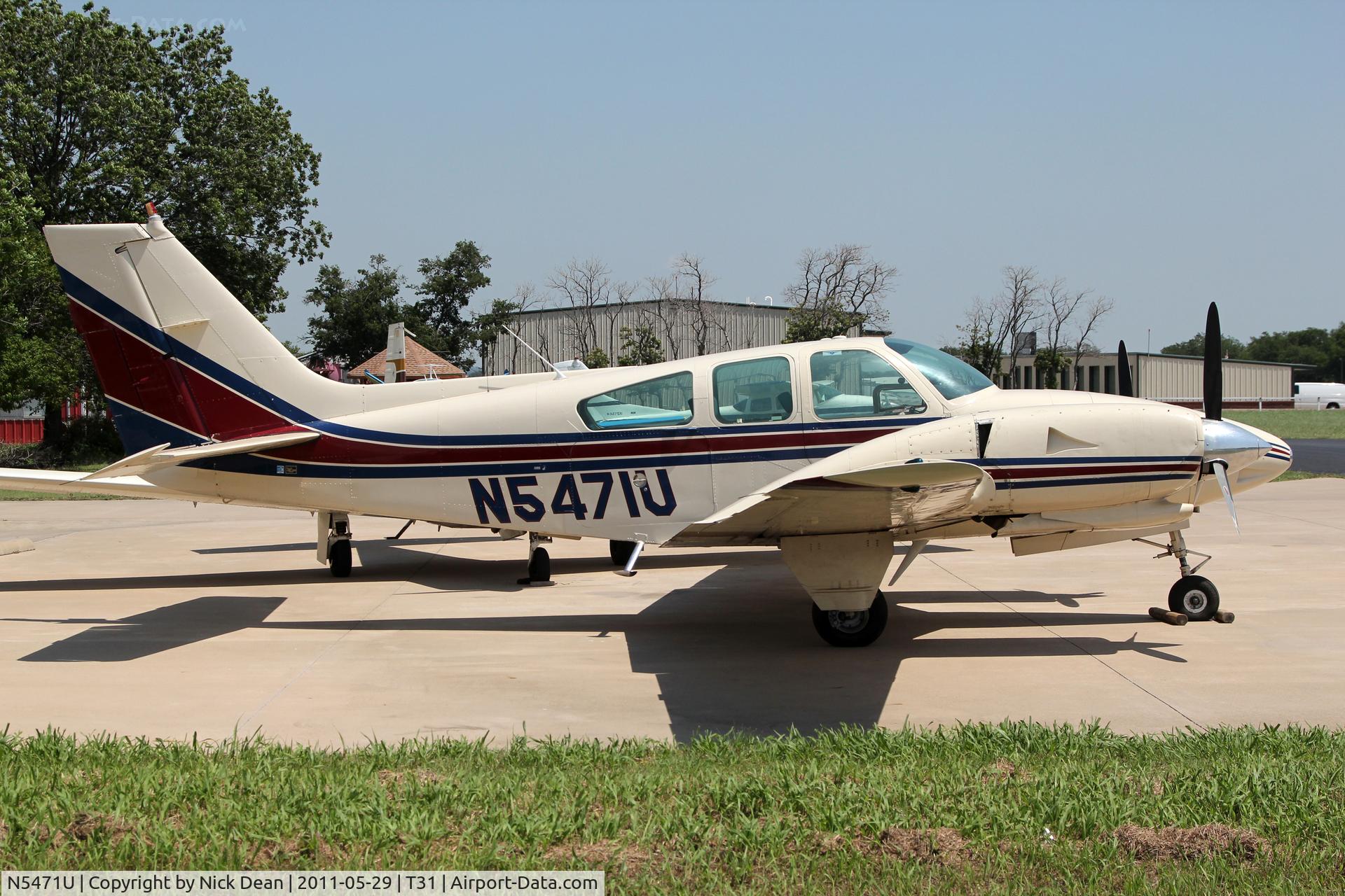 N5471U, 1967 Beech 56TC C/N TG-31, T31 Aero Country