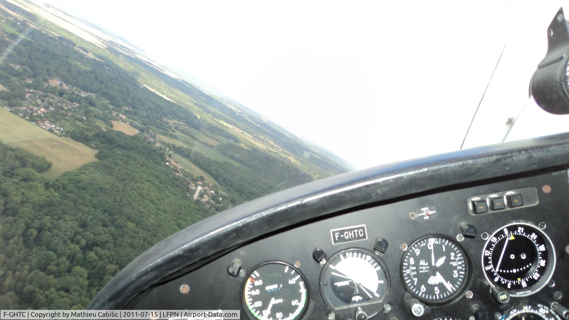 F-GHTC, Piper PA-28-161 Cadet C/N 28-41011, Piper PA 28-161 in flight