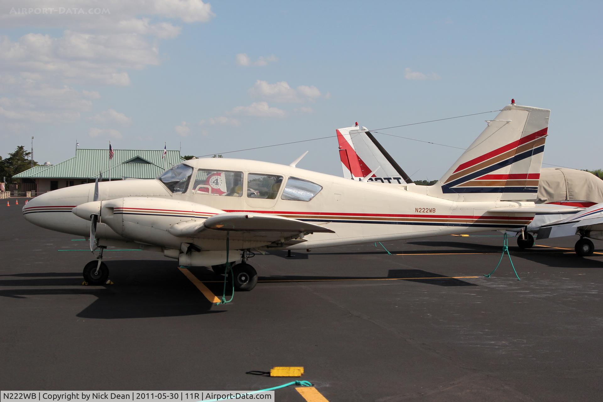 N222WB, 1968 Piper PA-23-250 C/N 27-3992, 11R Brenham