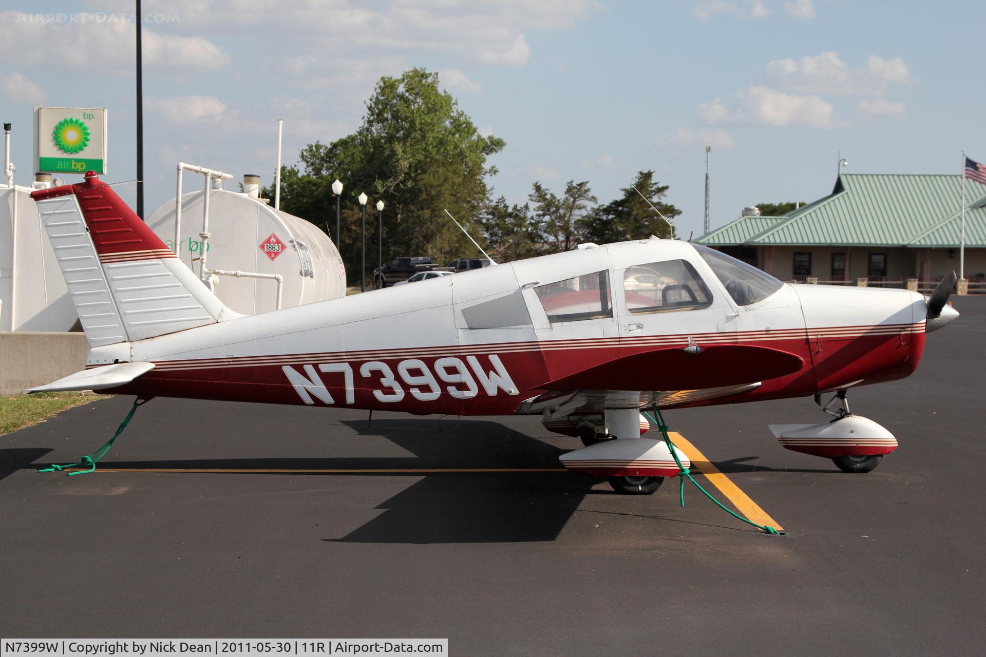 N7399W, 1963 Piper PA-28-180 C/N 28-1287, 11R Brenham