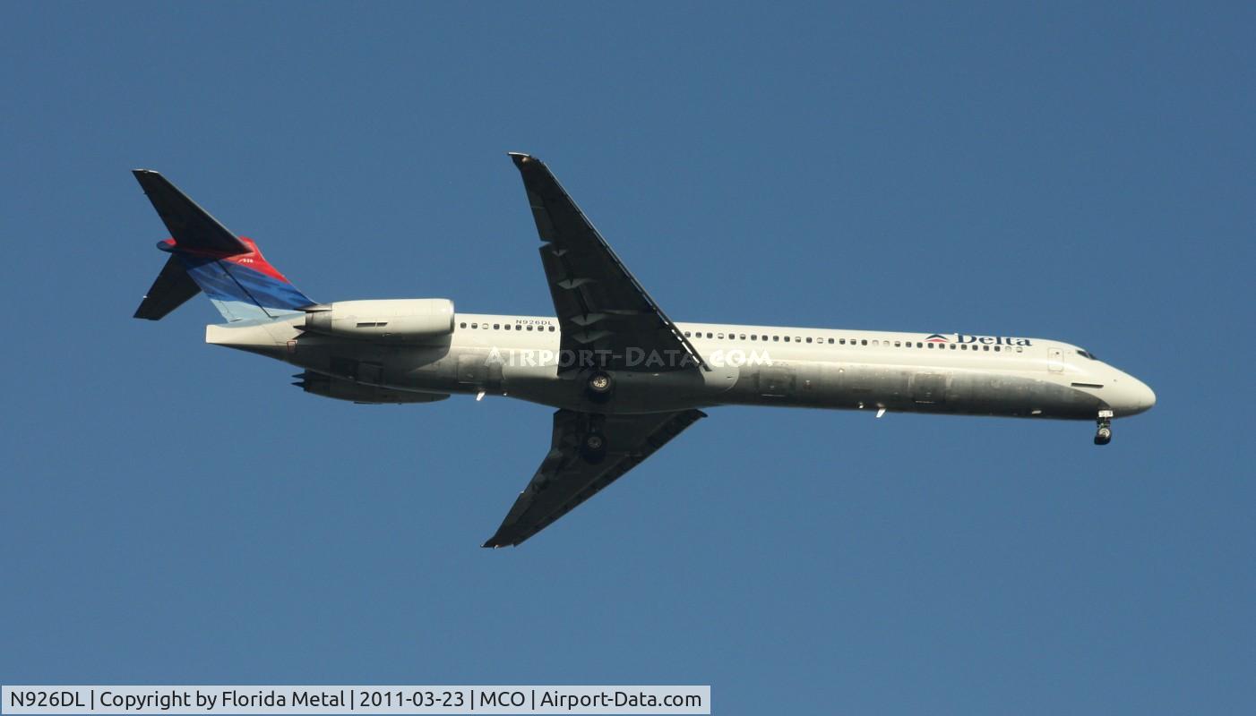 N926DL, 1988 McDonnell Douglas MD-88 C/N 49713, Delta MD-88