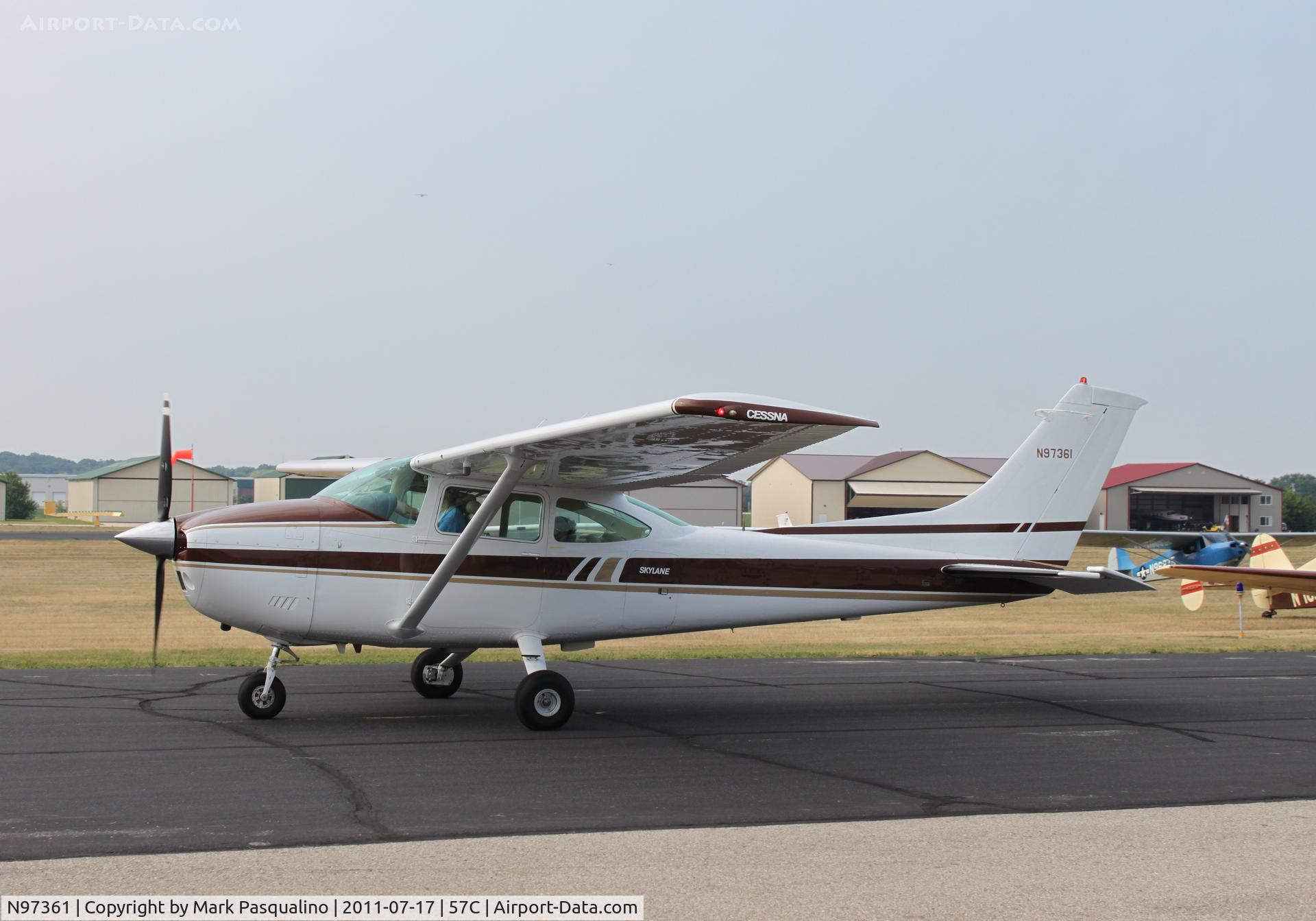 N97361, Cessna 182Q Skylane C/N 18267067, Cessna 182Q