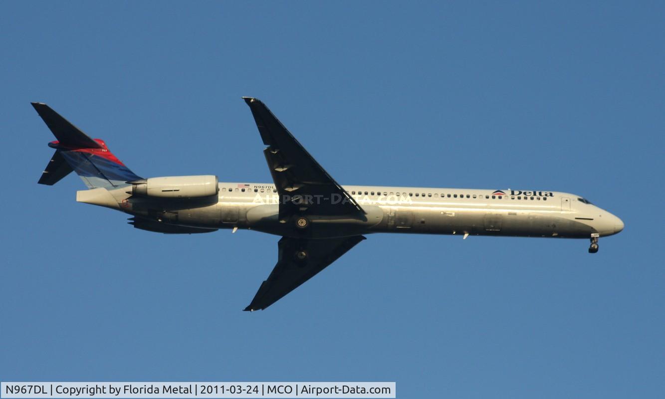 N967DL, 1990 McDonnell Douglas MD-88 C/N 53116, Delta MD-88