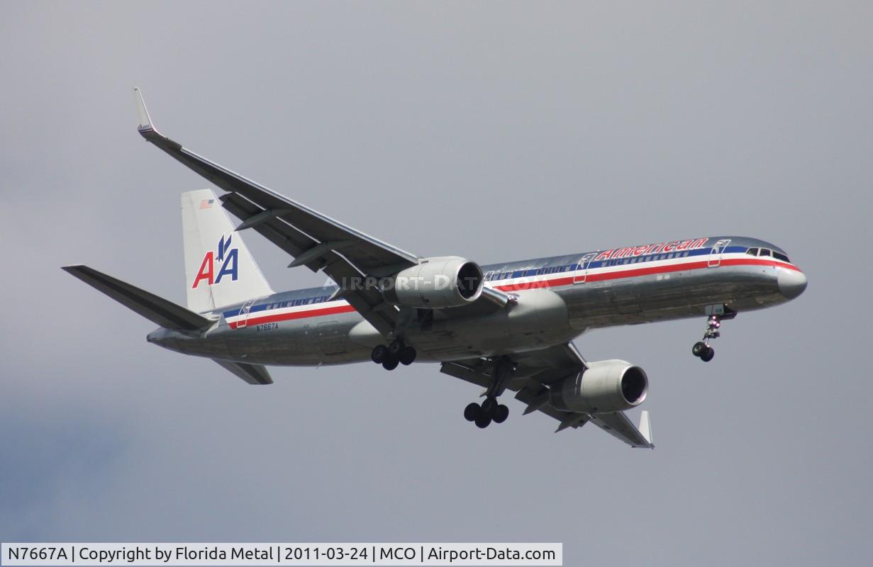 N7667A, 1992 Boeing 757-223 C/N 25301, American