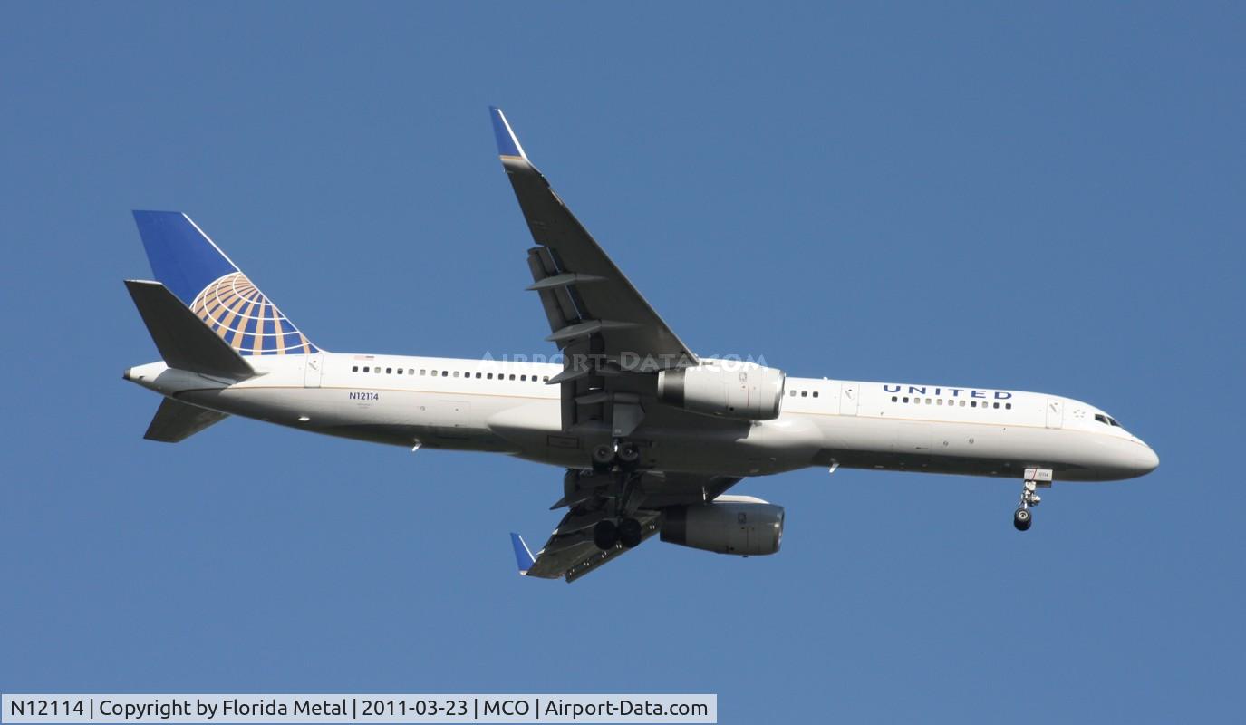 N12114, 1995 Boeing 757-224 C/N 27556, United 757
