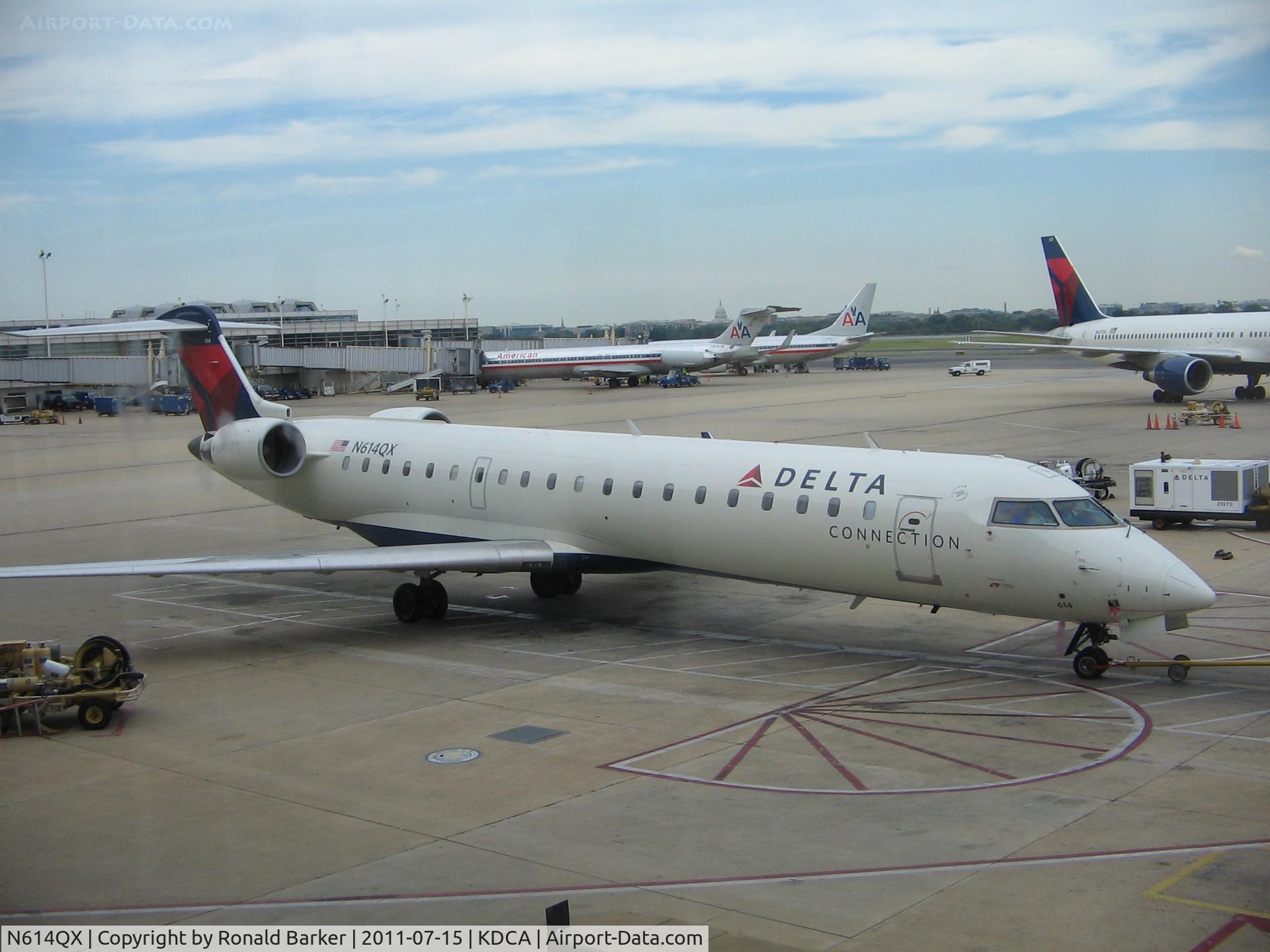 N614QX, 2002 Bombardier CRJ-701 (CL-600-2C10) Regional Jet C/N 10049, National AP