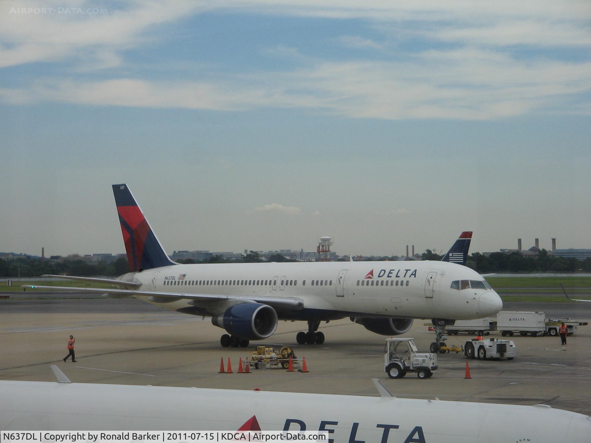 N637DL, 1988 Boeing 757-232 C/N 23760, National AP