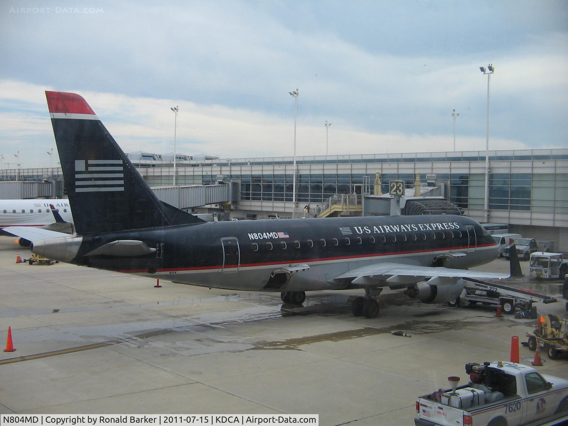 N804MD, 2004 Embraer 170SU (ERJ-170-100SU) C/N 17000016, National AP