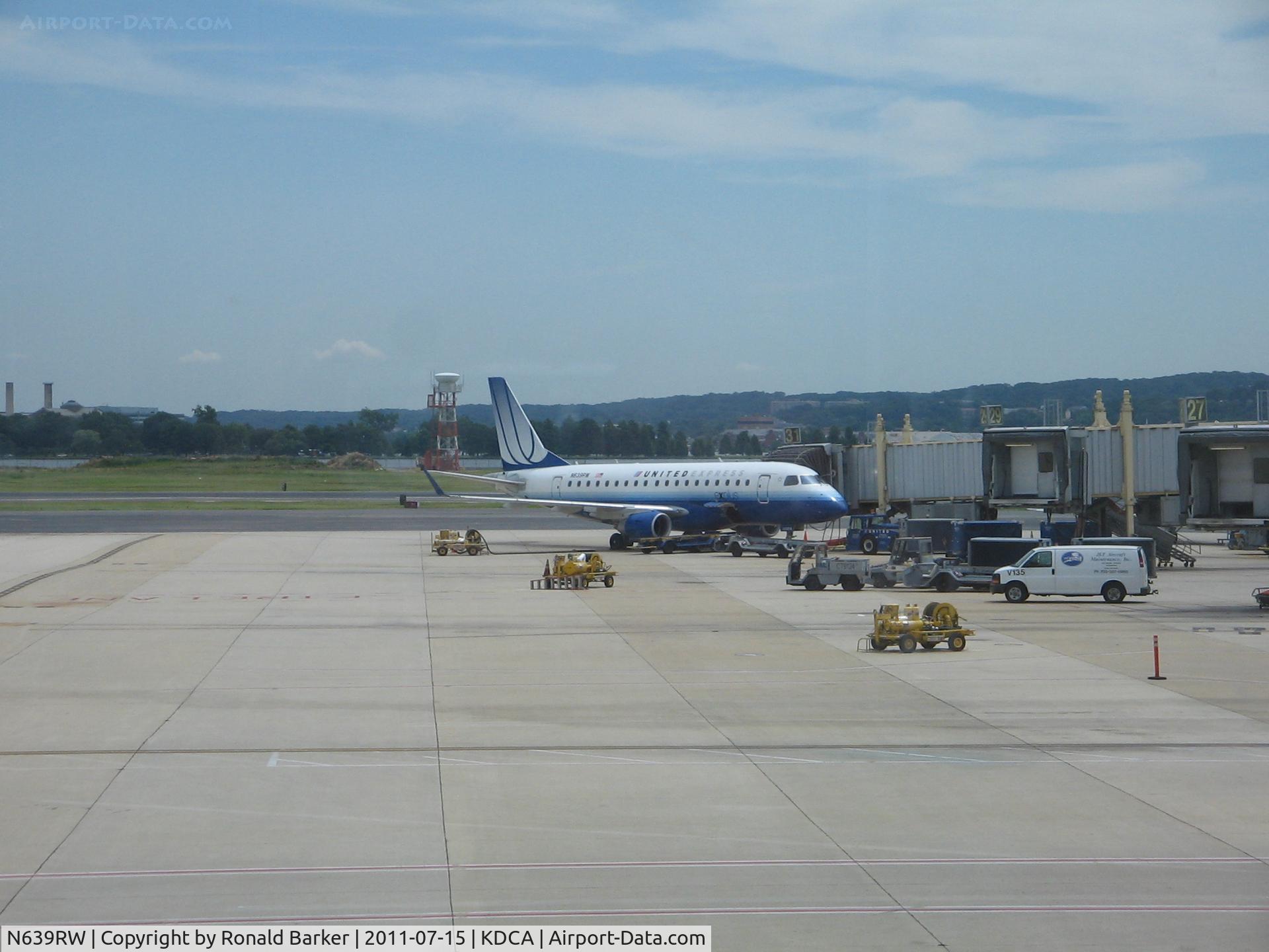 N639RW, 2004 Embraer 170SE (ERJ-170-100SE) C/N 17000057, National AP