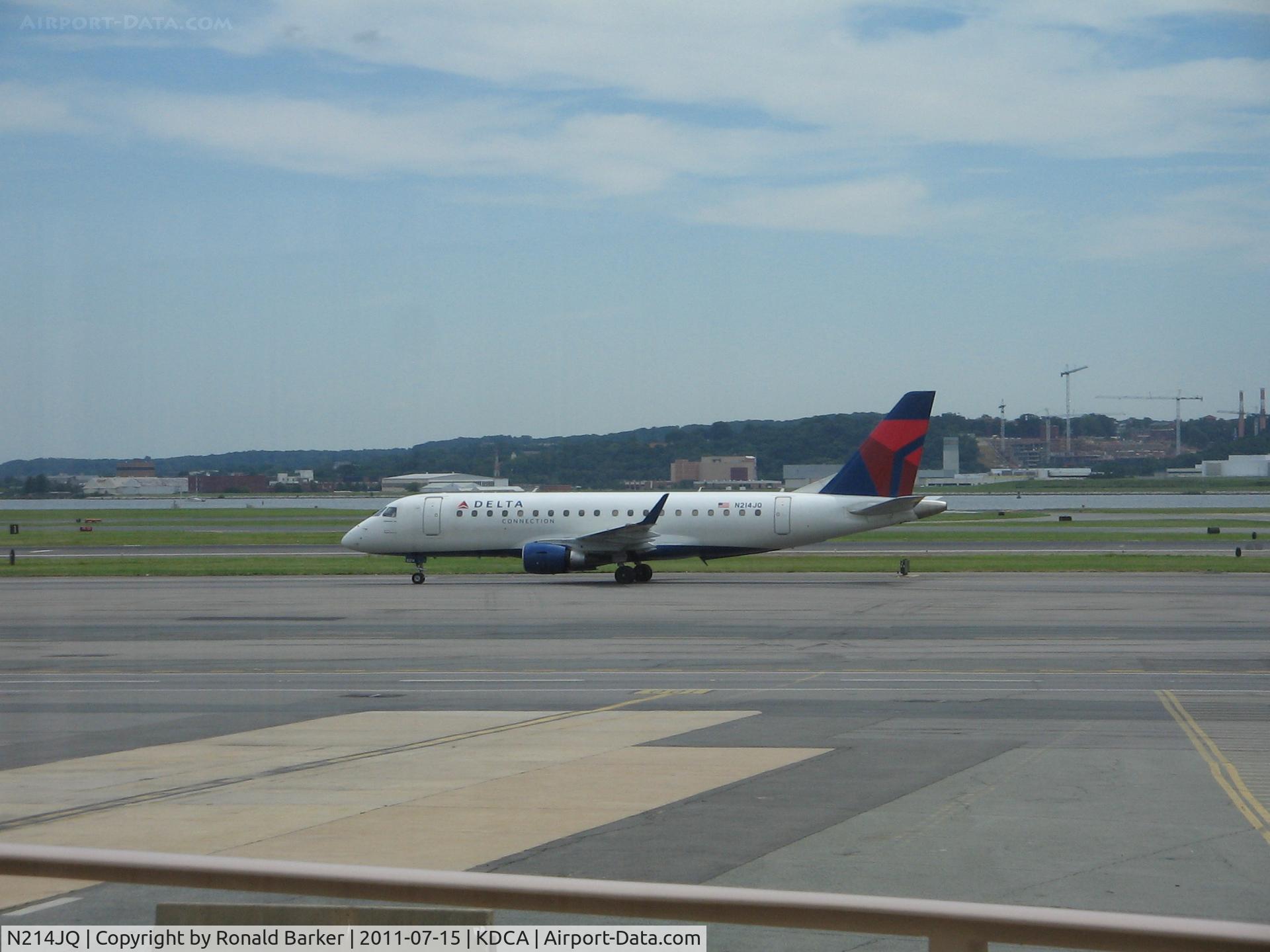 N214JQ, 2009 Embraer 175LR (ERJ-170-200LR) C/N 17000267, National AP