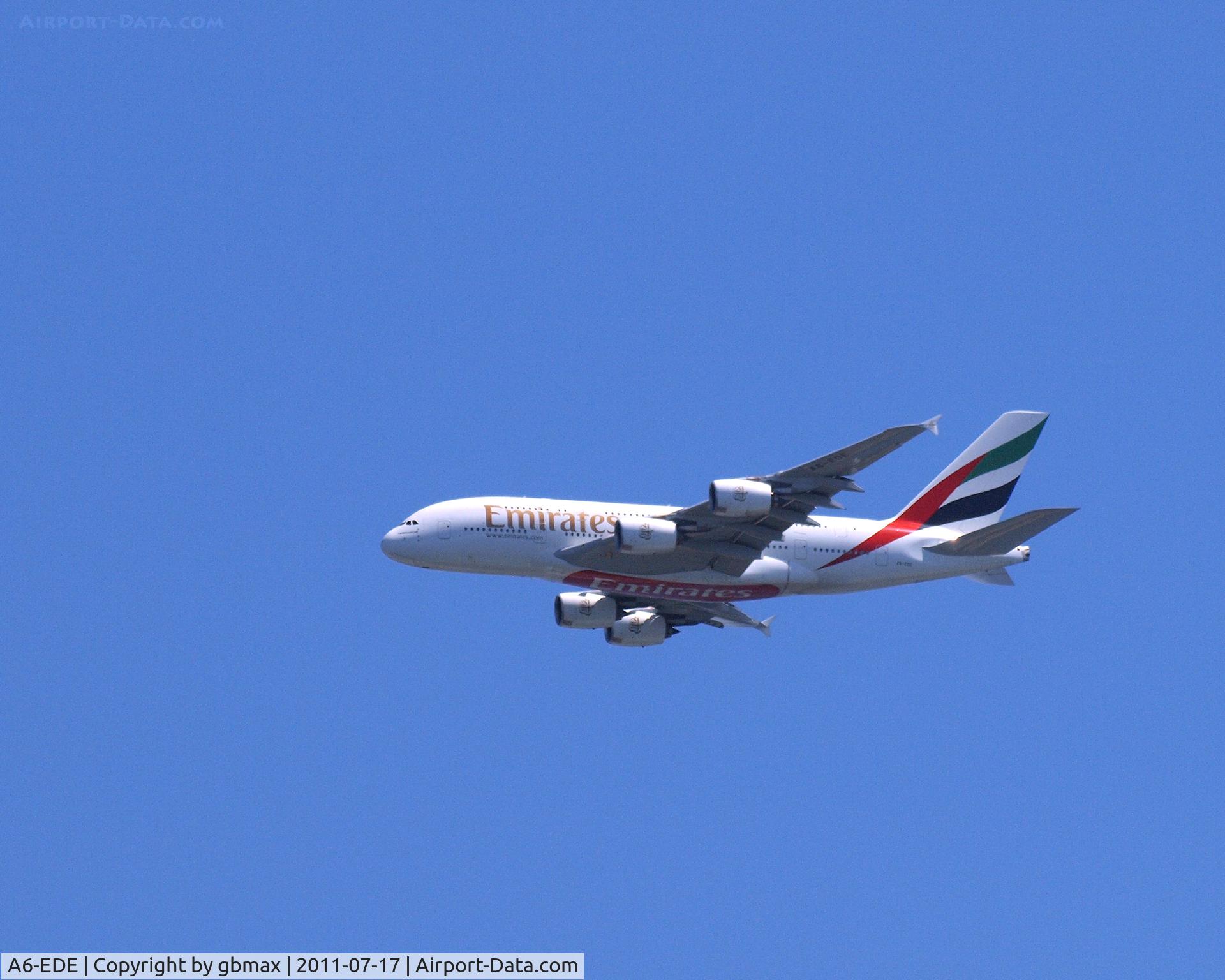 A6-EDE, 2008 Airbus A380-861 C/N 017, Going to a landing @ JFK, picture taken from Brighton Beach