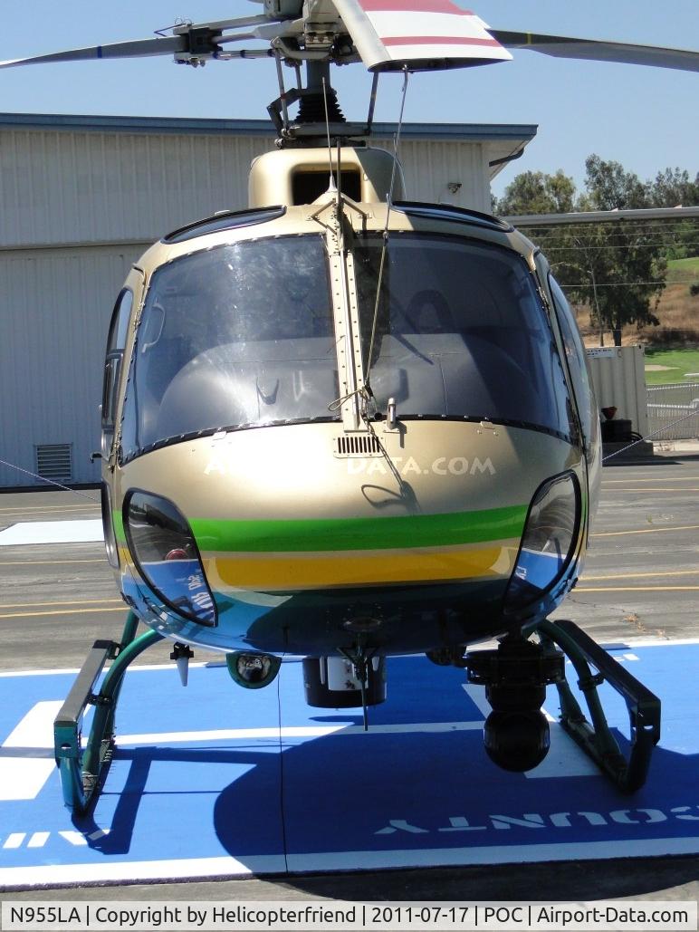 N955LA, Eurocopter AS-350B-2 Ecureuil Ecureuil C/N 7018, Parked on newly painted LA CO Air Ops pad