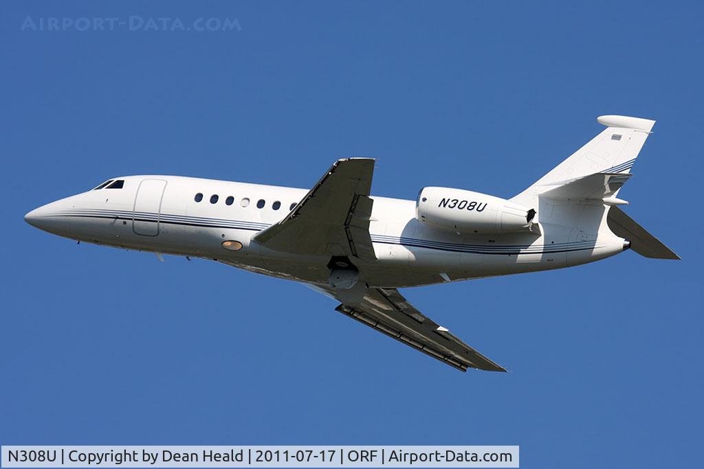 N308U, 2004 Dassault Falcon 2000EX C/N 37, United Technologies Corporation 2004 Dassault Falcon 2000EX N308U climbing out from RWY 5.