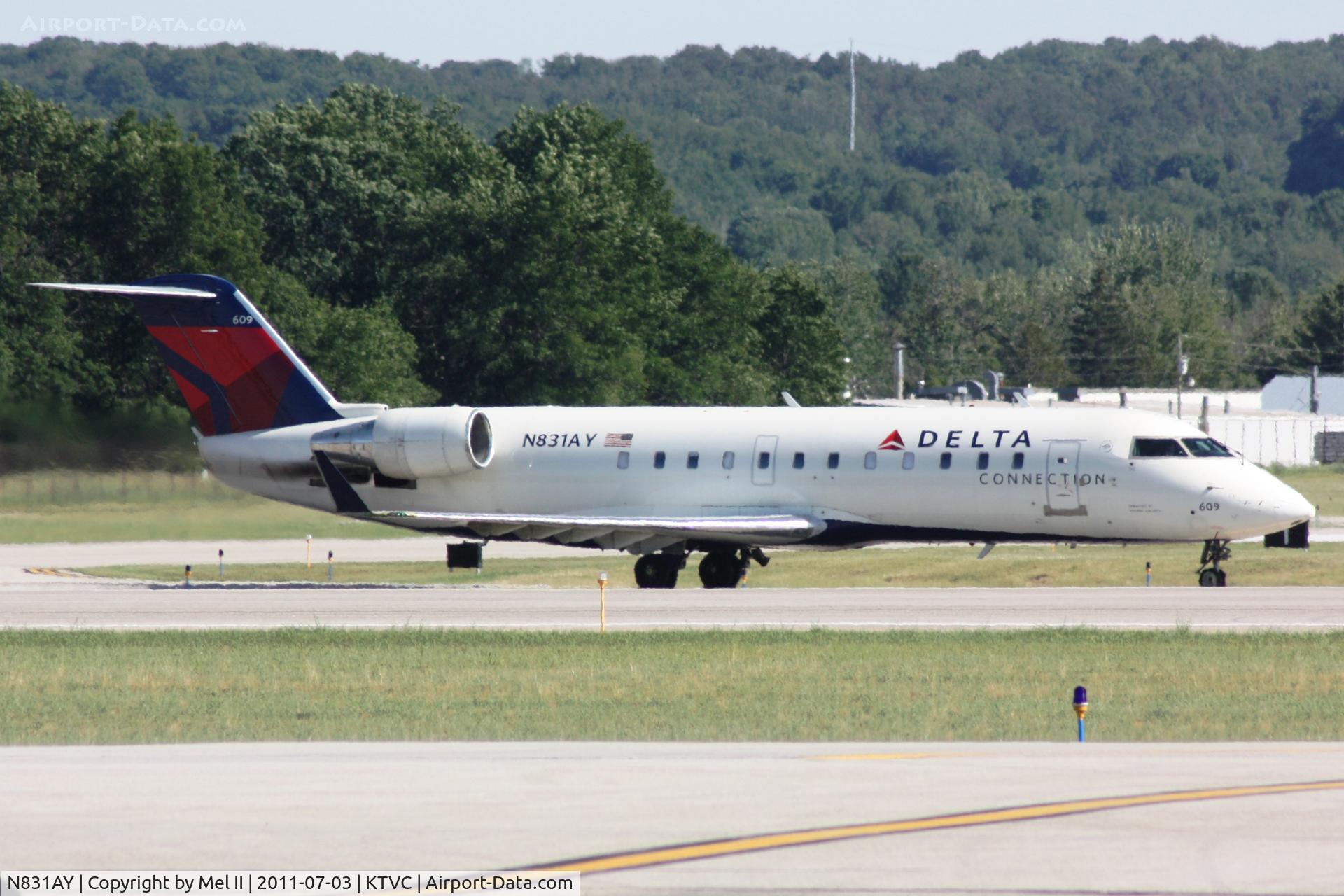 N831AY, 2005 Bombardier CRJ-200LR (CL-600-2B19) C/N 8031, Taxi For Departure RWY 10