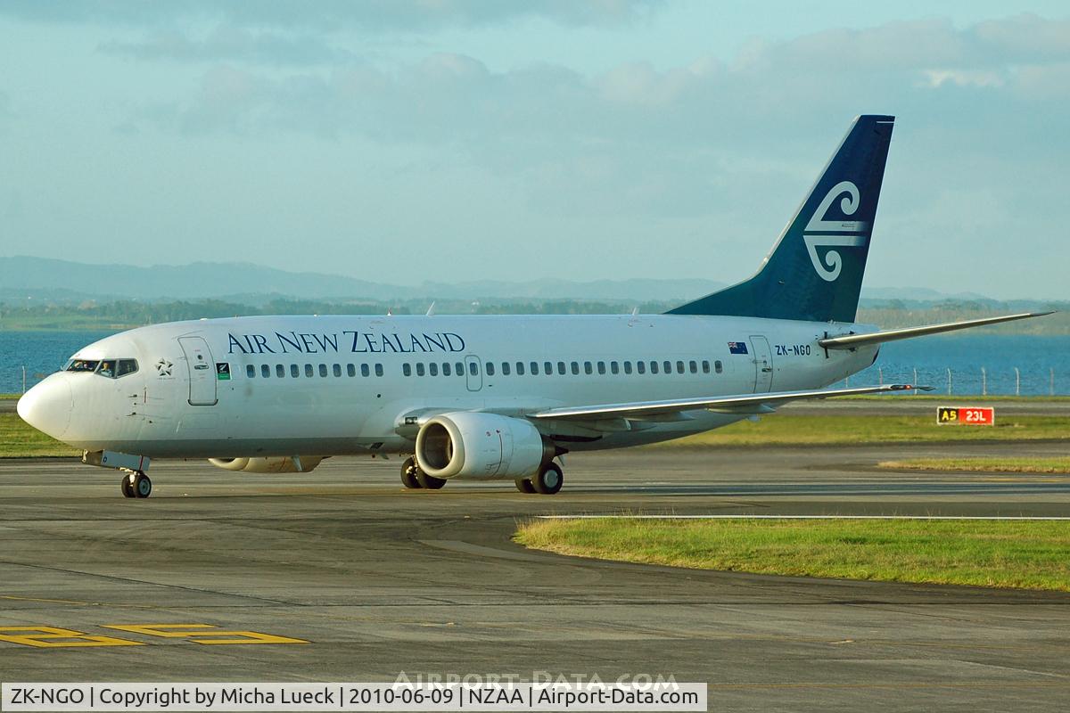 ZK-NGO, 1997 Boeing 737-37Q C/N 28548, At Auckland