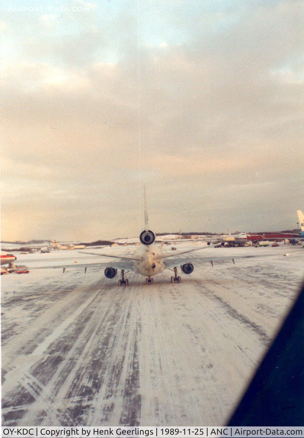 OY-KDC, 1976 McDonnell Douglas DC-10-30 C/N 46959, SAS DC-10 on the way to the runway