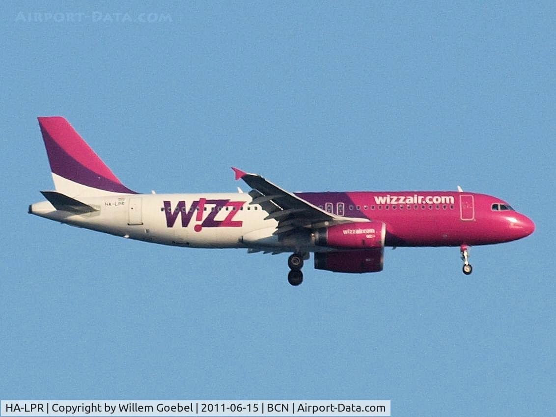 HA-LPR, 2008 Airbus A320-232 C/N 3430, Prepare for landing on Barcelona Airport