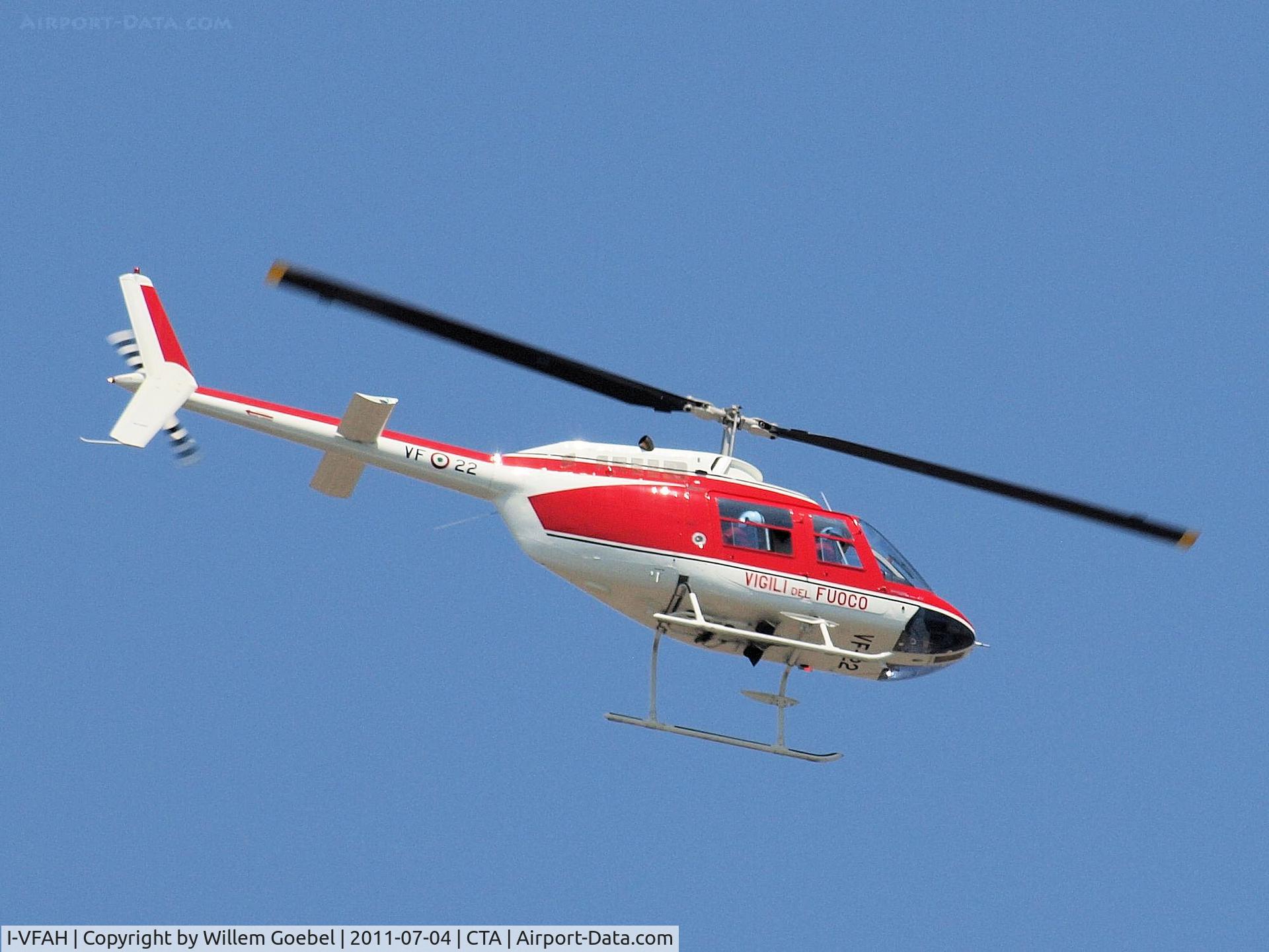 I-VFAH, AUGU AB206B-111 C/N 8662, Around the harbour of Catania