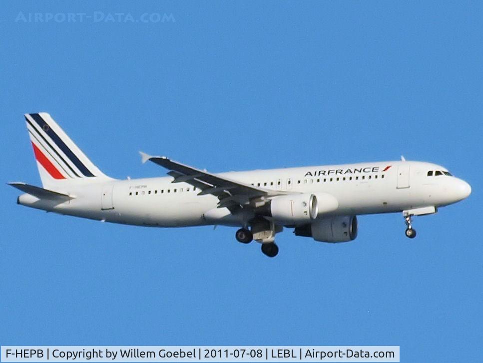 F-HEPB, 2010 Airbus A320-214 C/N 4241, Prepare for landing on Barcelona Airport
