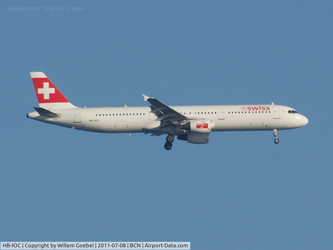 HB-IOC, 1995 Airbus A321-111 C/N 520, Prepare for landing on Barcelona Airport