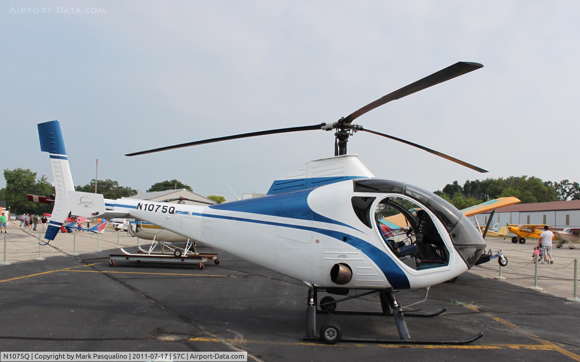 N1075Q, 1996 Schweizer 269D C/N 0015, Schweizer 269D
