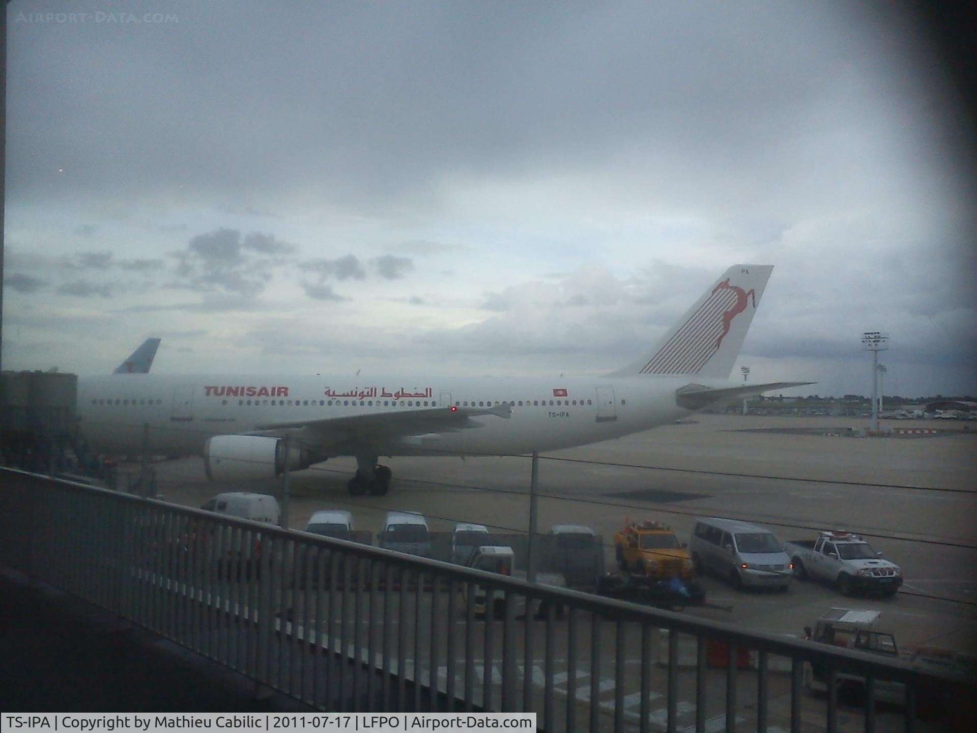 TS-IPA, 1990 Airbus A300B4-605R C/N 558, Airbus A300B4-605R at Orly Sud Terminal