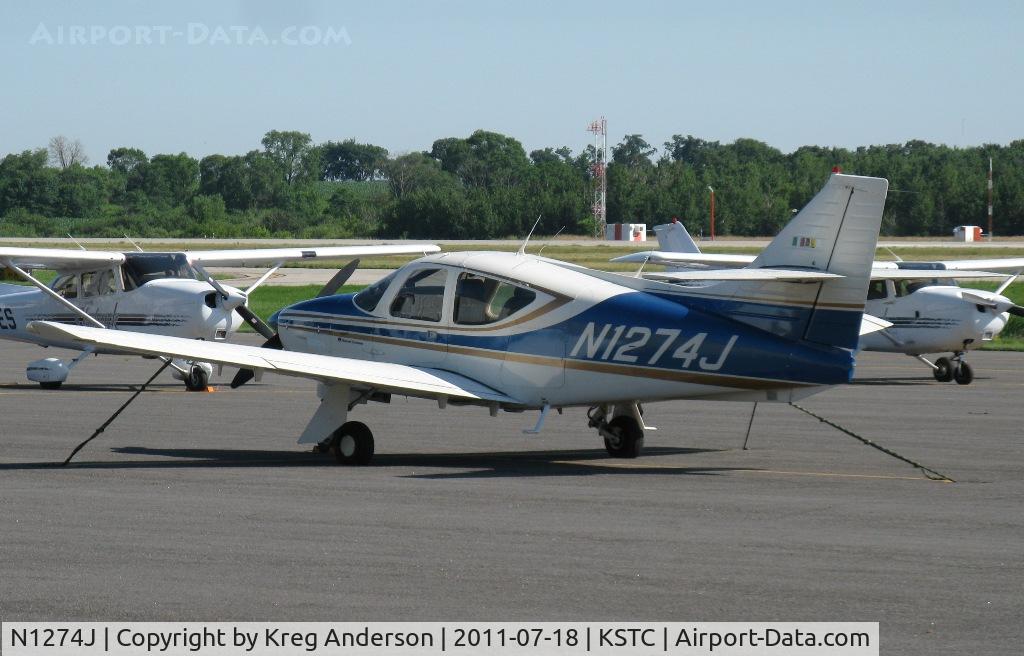 N1274J, 1975 Rockwell International 112A Commander C/N 274, Rockwell Aero Commander 112A on the ramp.