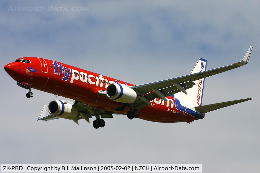 ZK-PBD, 2004 Boeing 737-8FE C/N 33996, finals to 02