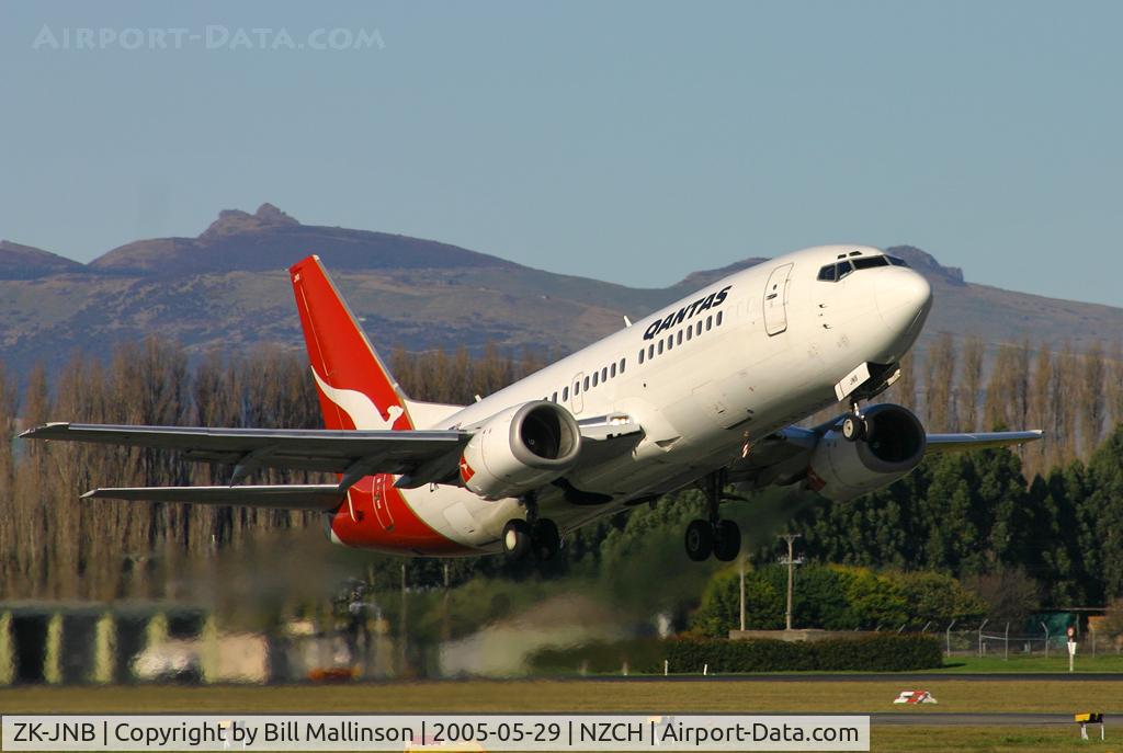 ZK-JNB, 1987 Boeing 737-376 C/N 23491, off from 29
