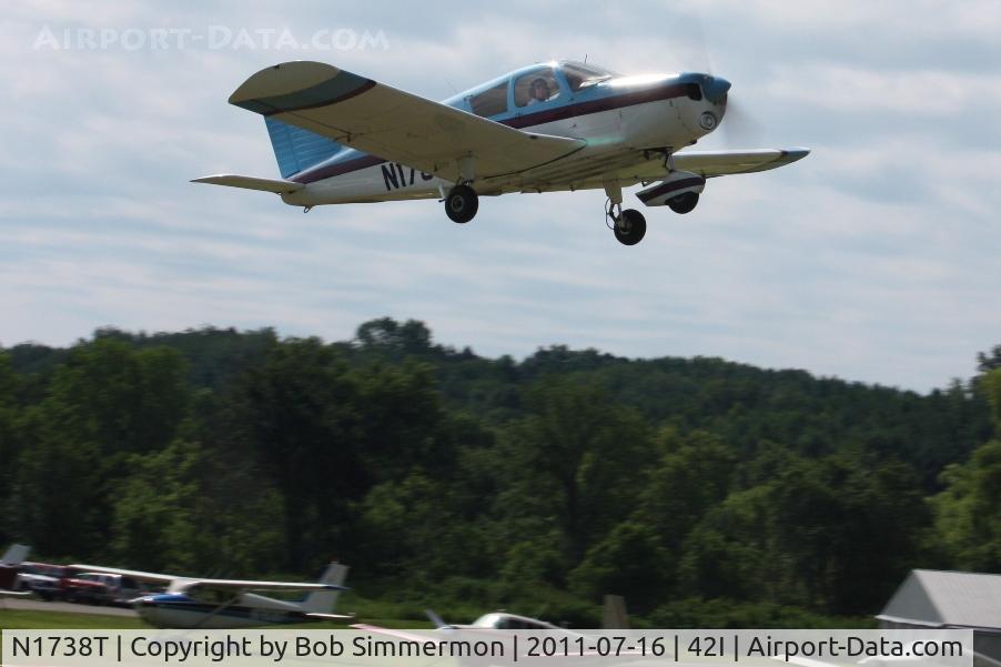 N1738T, 1970 Piper PA-28-140 C/N 28-7125055, Deparing the EAA fly-in at Parr Field - Zanesville, Ohio