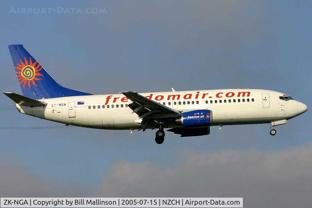 ZK-NGA, 1997 Boeing 737-33R C/N 28873, finals to 20