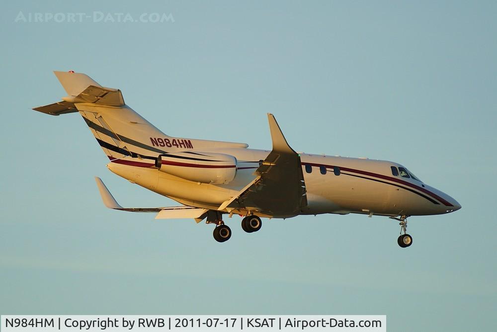 N984HM, 1992 British Aerospace BAe.125 Series 800A C/N 258229, Setting sun providing just enough light for a shot