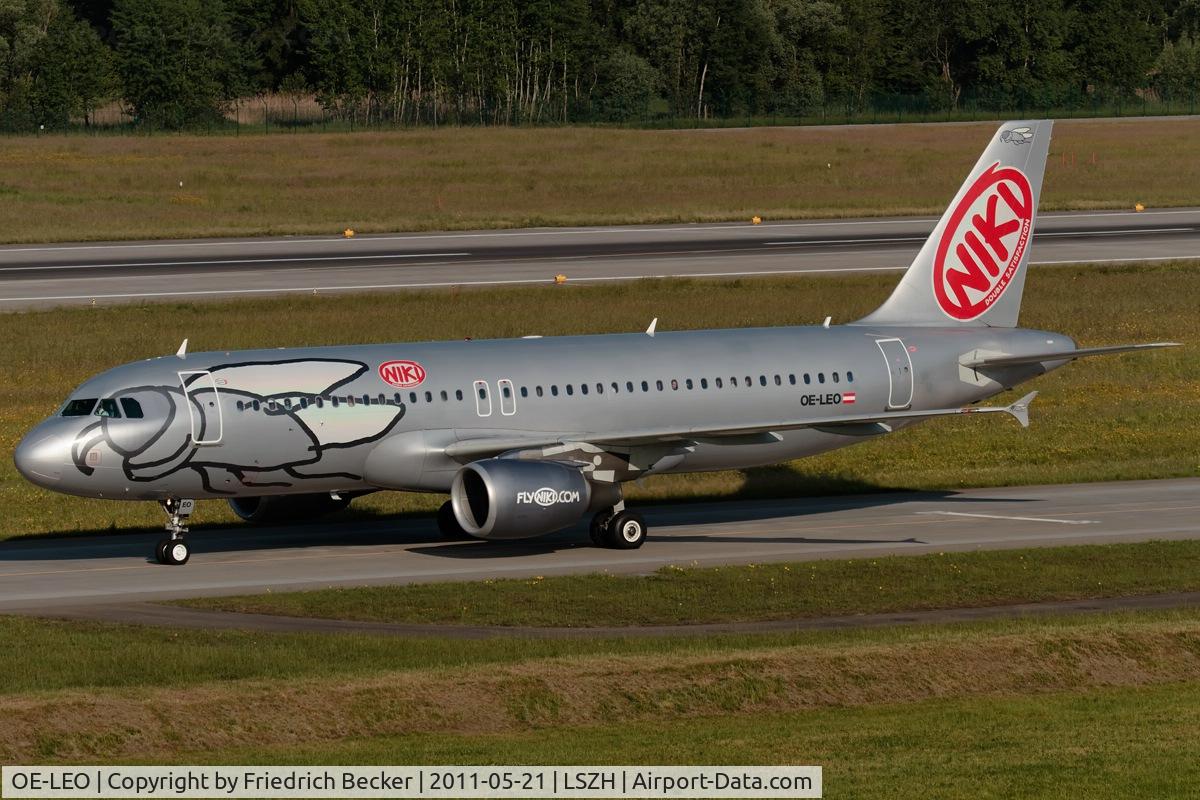OE-LEO, 2006 Airbus A320-214 C/N 2668, taxying to the gate