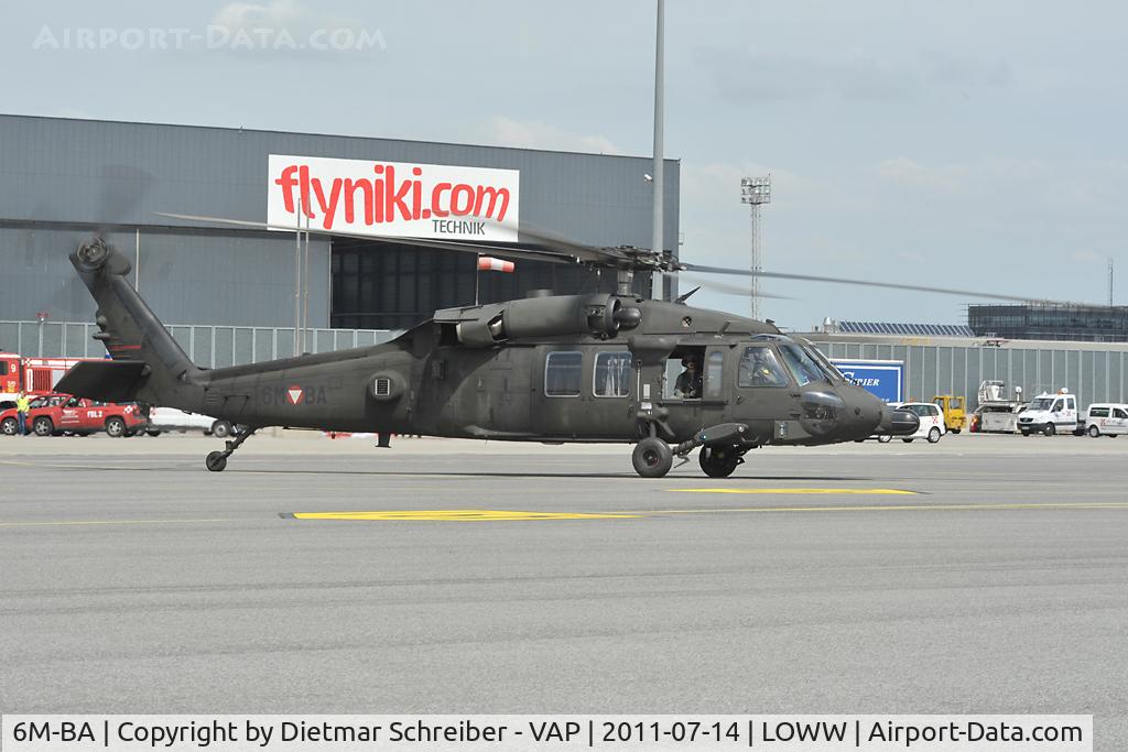 6M-BA, 2002 Sikorsky S-70A-42 Black Hawk C/N 70-2709, Austrian Air Force Sikorsky S70 Black Hawk
