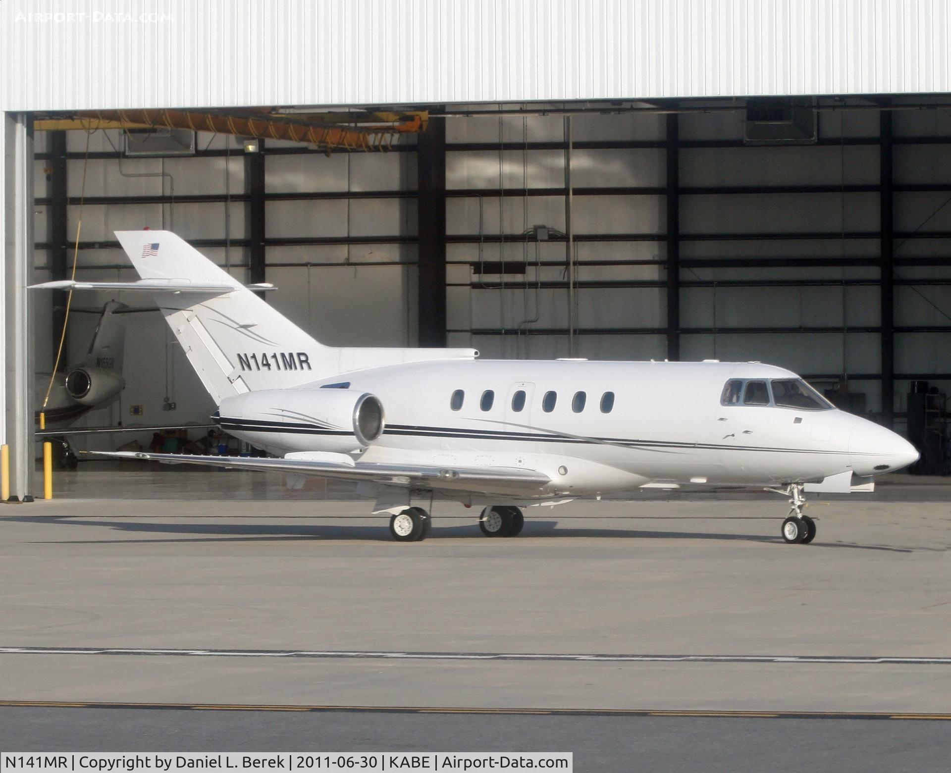 N141MR, 1988 British Aerospace BAe.125 Series 800A C/N 258141, This spiffy bizjet has just been pulled from her hangar to get ready for the next adventure.