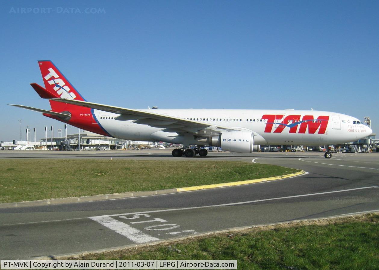 PT-MVK, 2002 Airbus A330-203 C/N 486, Out of 20 currently in the fleet, 4 A332s are currently on lease from Gecas.