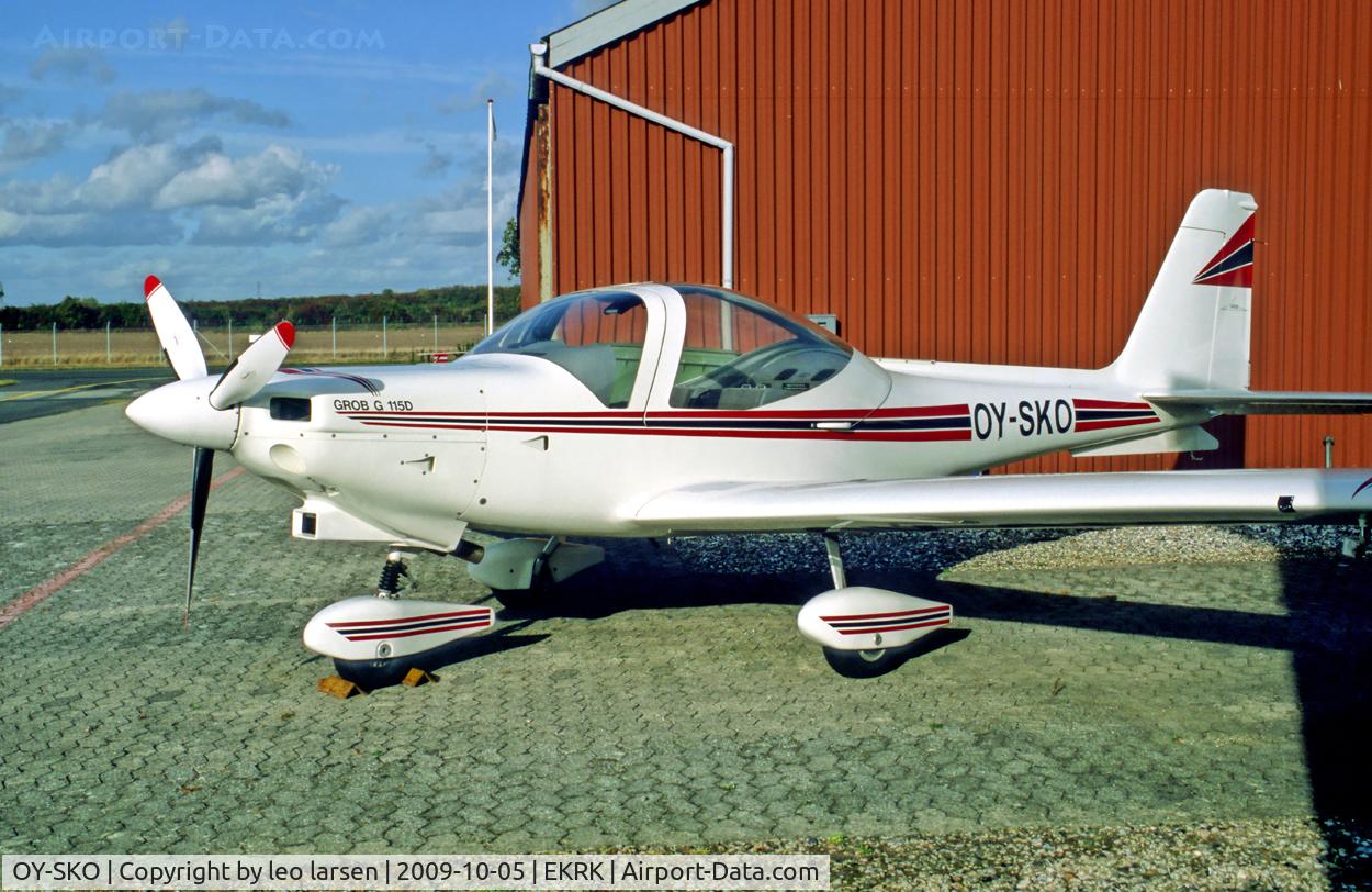 OY-SKO, 1995 Grob G-115D-2 C/N 82052, RKE Roskilde Denmark 5.10.09