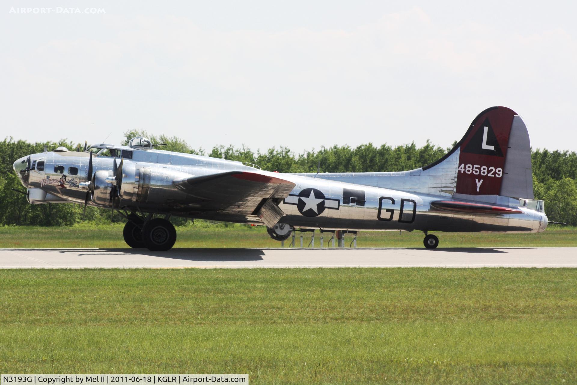 N3193G, 1944 Boeing B-17G Flying Fortress C/N 77255, 2011 Wings Over Gaylord Air Show